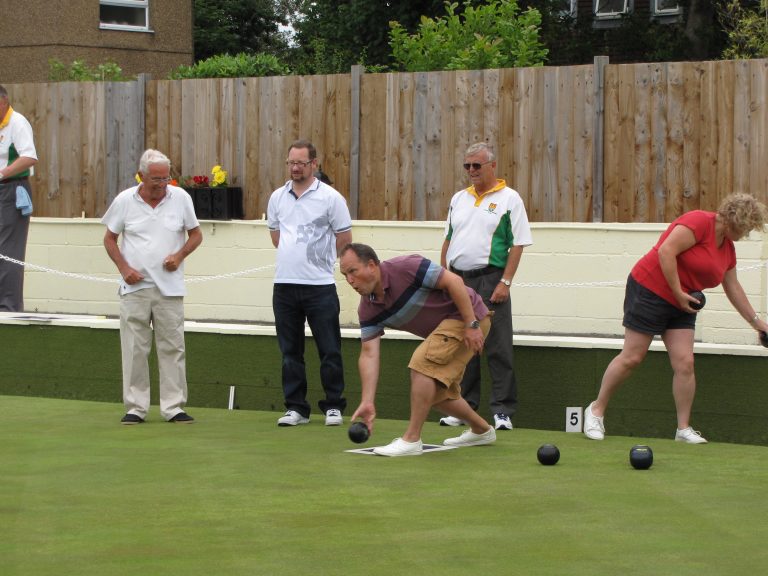 PLYMSTOCK BOWLING CLUB OPEN DAY